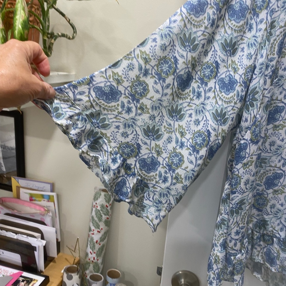 Cynthia Rowley Blue and White Floral Blouse - Picture 3 of 6
